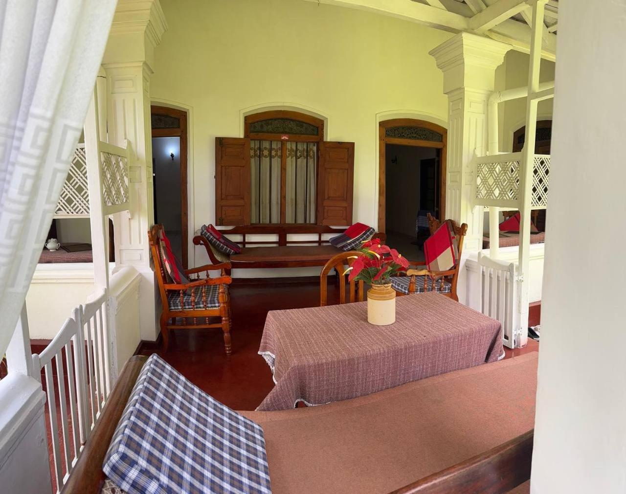 Grand Villa ヒッカドゥワ エクステリア 写真