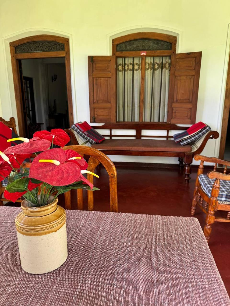Grand Villa ヒッカドゥワ エクステリア 写真